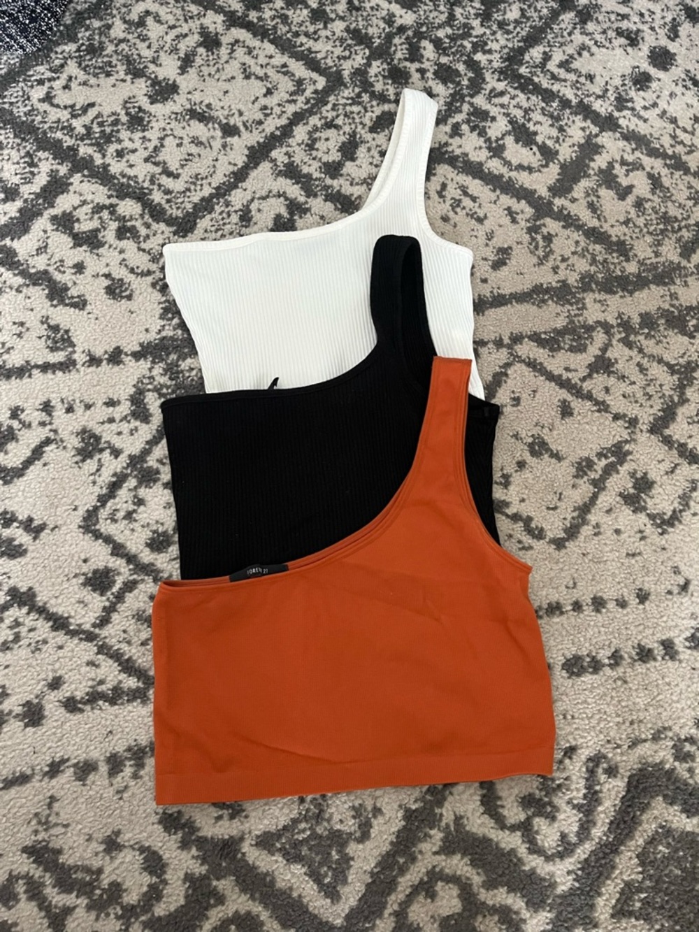 One-Shoulder Ribbed Tank Top Set of 3